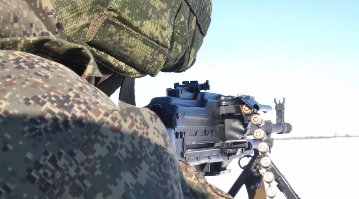 Военнослужащие по контракту мотострелковых подразделений завершили курс огневой подготовки на одном из полигонов МВО