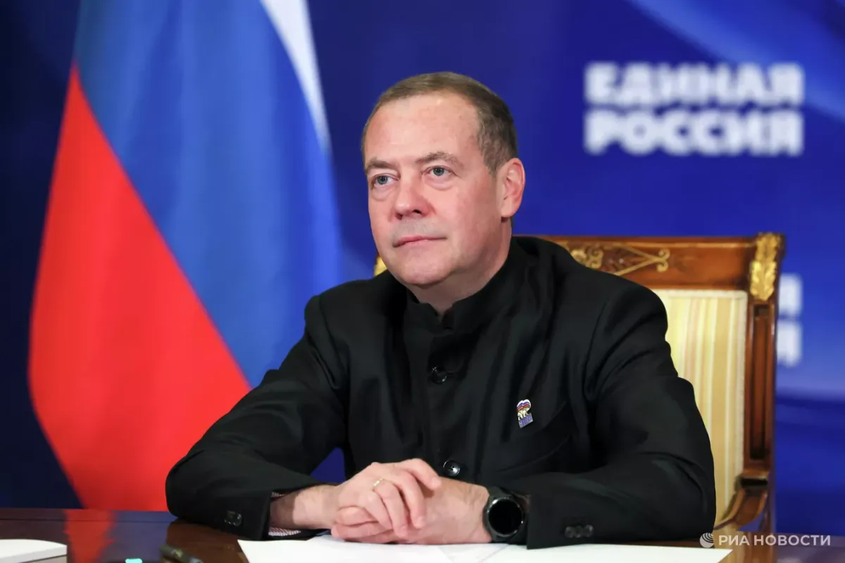 Медведев: ключевые задачи комплектования армии в 2026 году