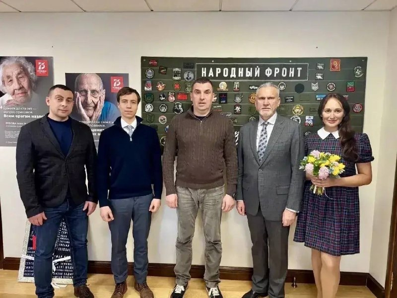 Вице-губернатор Ленинградской области встретился с представителями Народного фронта