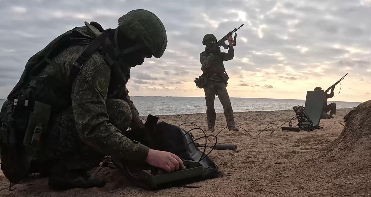 Ежедневное обеспечение связи в зоне СВО: работа военных связистов группировки «Днепр