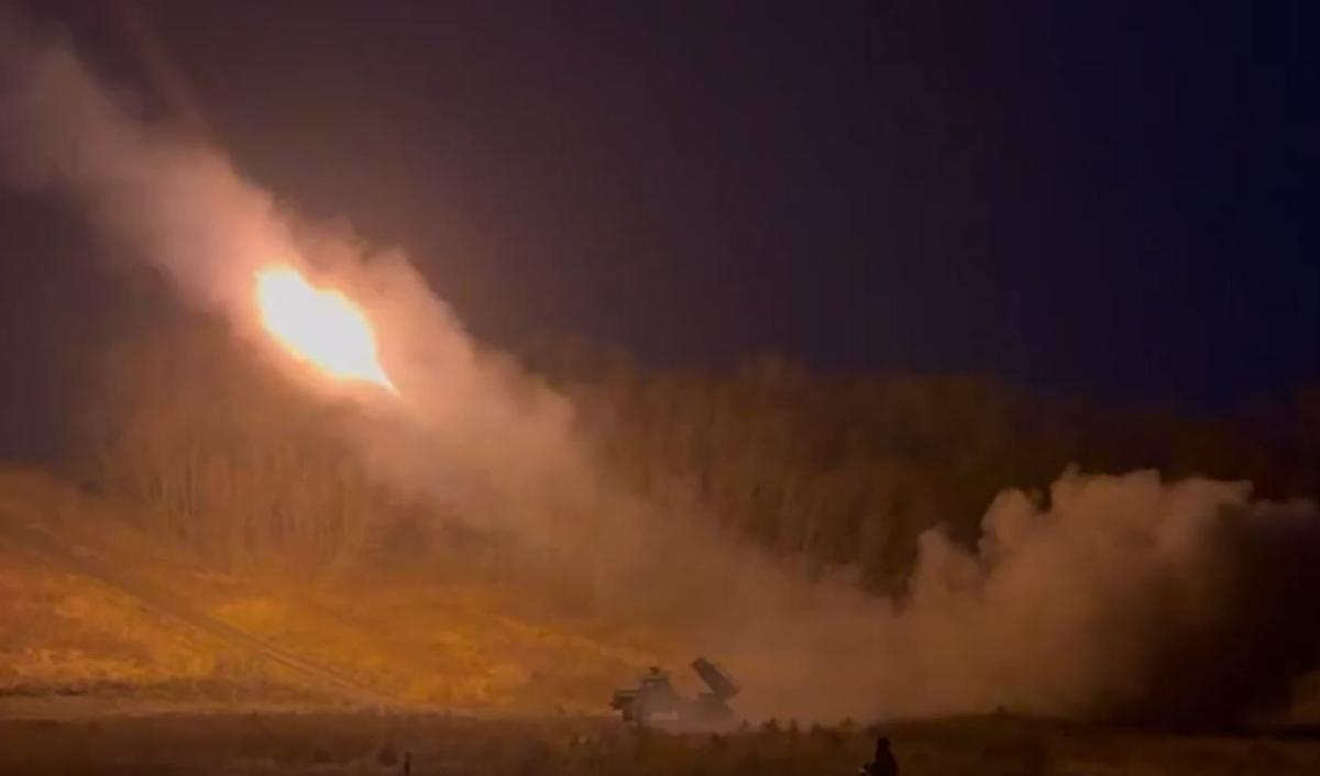 Расчет РСЗО «Град» группировки войск «Север» успешно ликвидировал укрепленные позиции противника в Сумской области