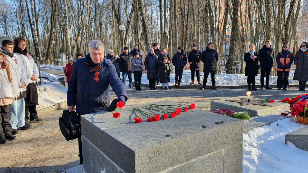 В Выборге чествуют защитников Отечества!